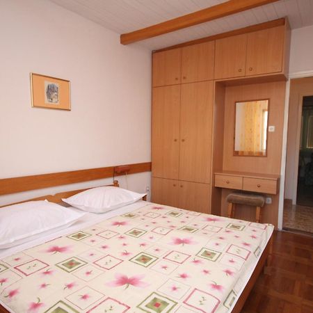 Apartments With A Parking Space Baska Voda, Makarska - 2709 객실 사진